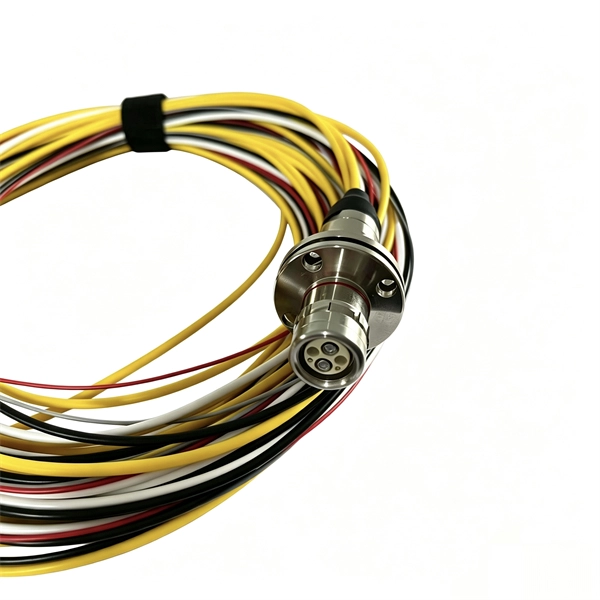 What type of optical cable can be vertically aligned 