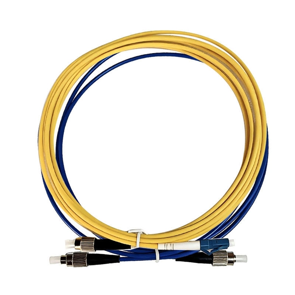 Can a PoE switch be connected to another PoE switch 