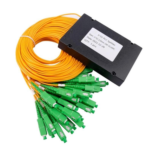 How should fire protection distribution boxes be grounded 