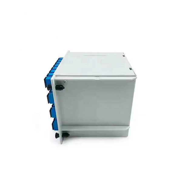 Gigabit optical switch connected to router