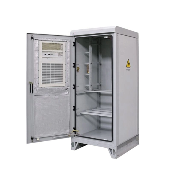 Layer 2 switch optical port Electronic port
