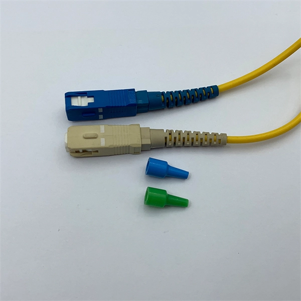 Power distribution box ground wire