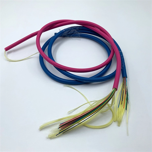 Which grounding wire is used in the distribution box 