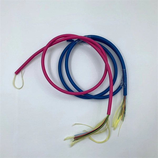 Wiring in the distribution box should include connector lugs 